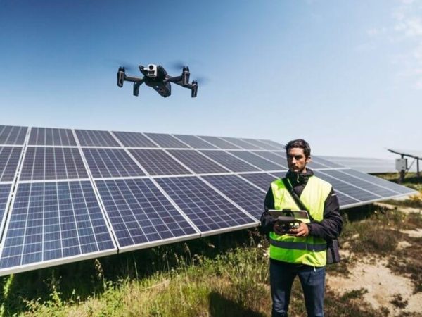 Harnessing Innovation: Solar Farm Drone Inspection for Enhanced Efficiency and Reliability