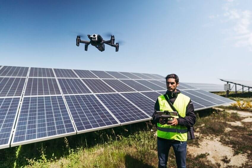 Harnessing Innovation: Solar Farm Drone Inspection for Enhanced Efficiency and Reliability
